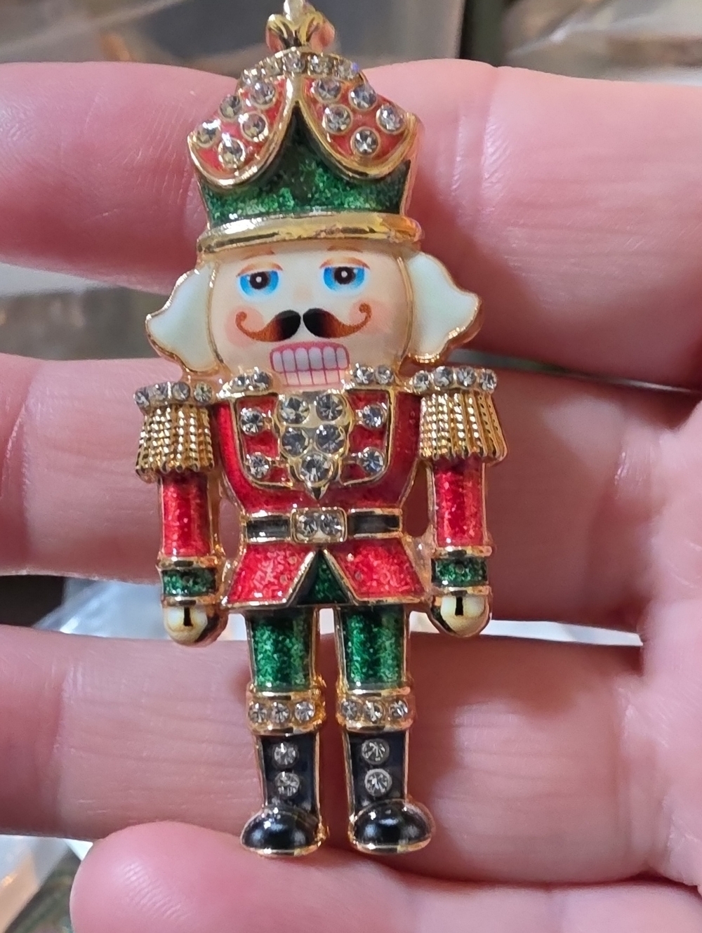 Nutcracker Soldier Holiday Brooch Pin - Red & Green